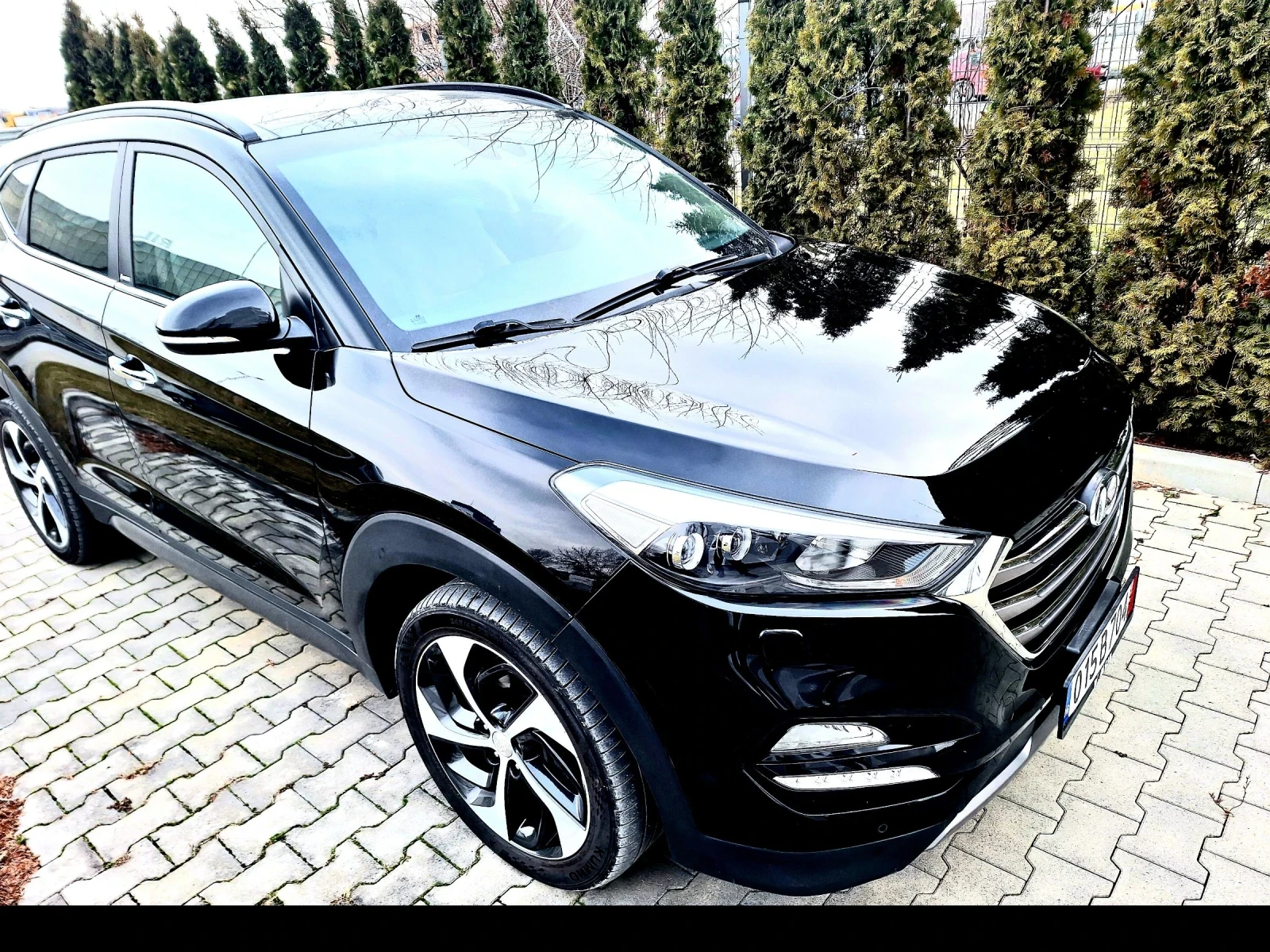 Hyundai Tucson 2.04х4панорама кожа нави  дистроник - изображение 2
