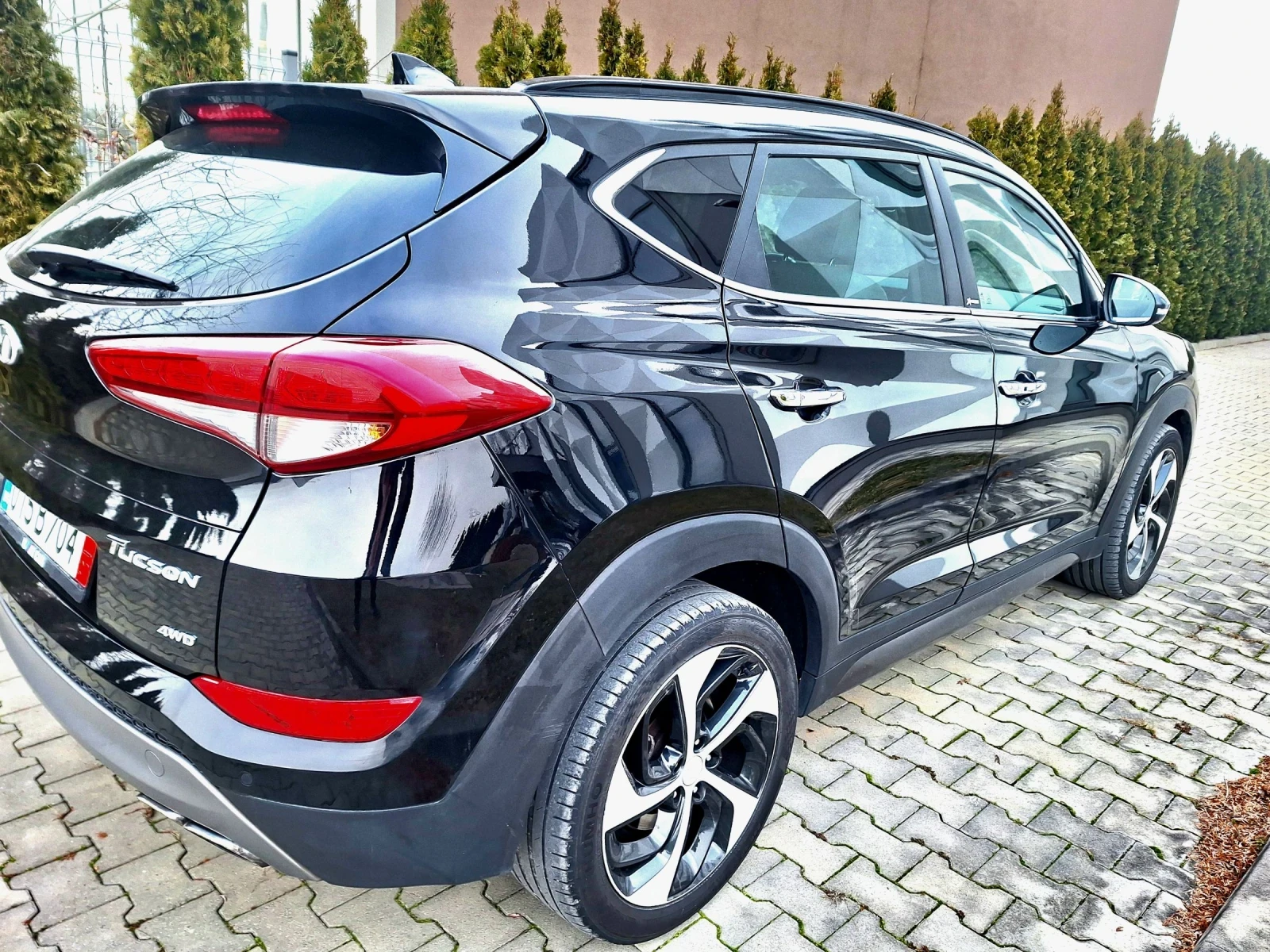 Hyundai Tucson 2.04х4панорама кожа нави  дистроник - изображение 7