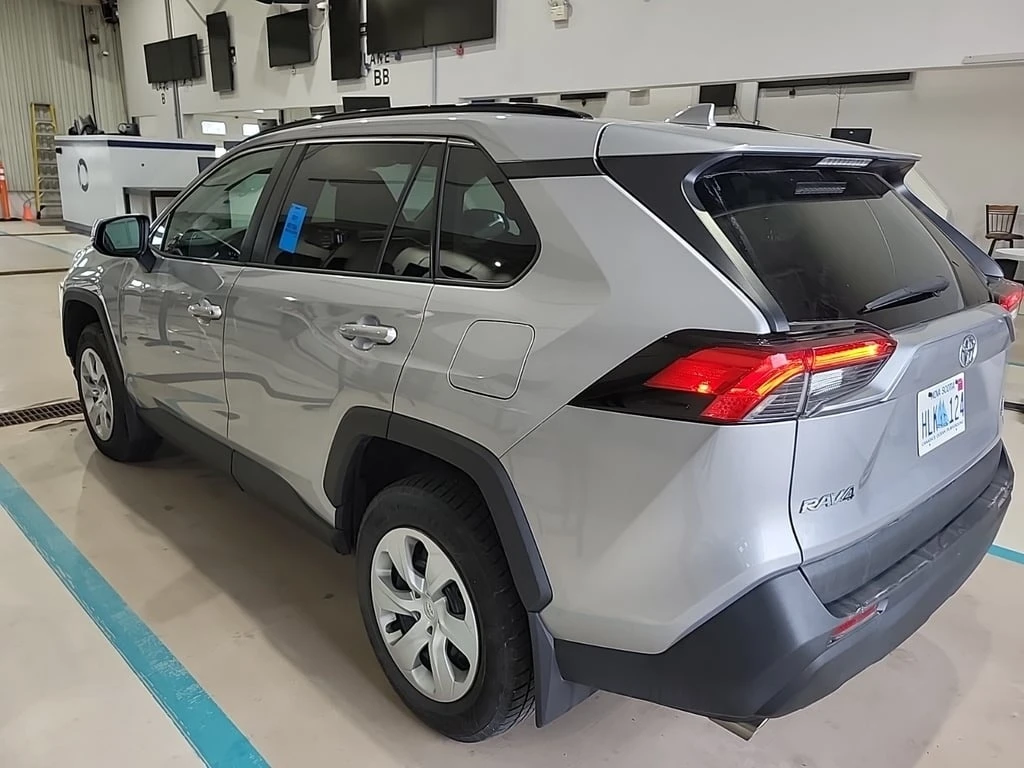 Toyota Rav4 * LE * CARFAX * БЕЗ ПЪРВОНАЧАЛНА ВНОСКА - изображение 4