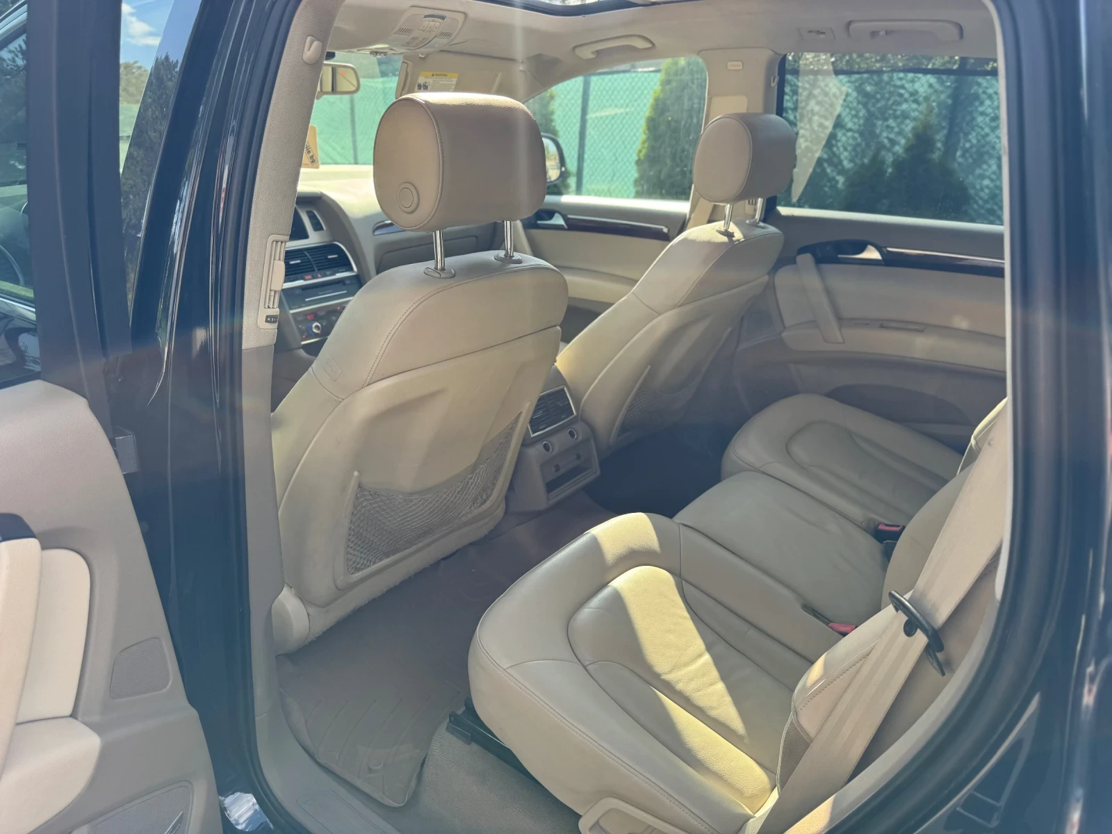 Audi Q7 3.0TFSI Face* S-line* 7 местен* Обслужен БАРТЕР, снимка 9 - Автомобили и джипове - 53132356