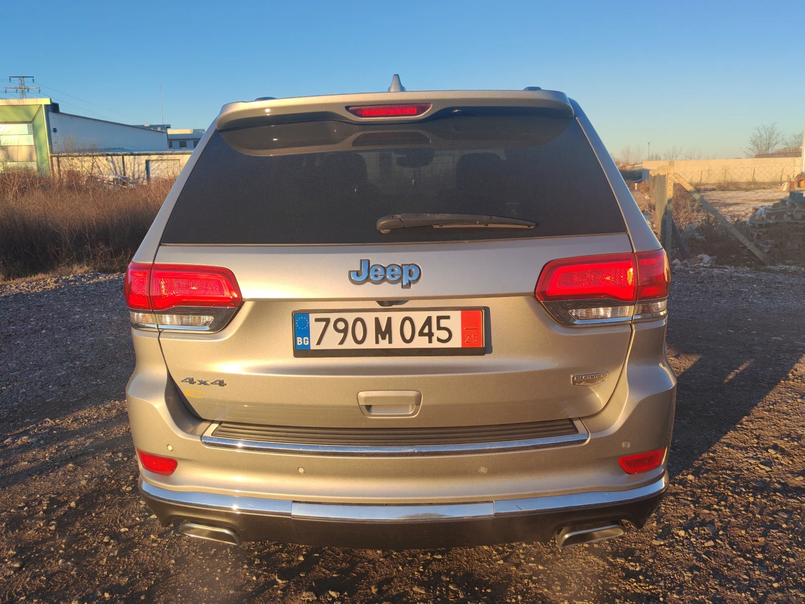 Jeep Grand cherokee 5.7 v8 hemi SUMMIT TV - изображение 5