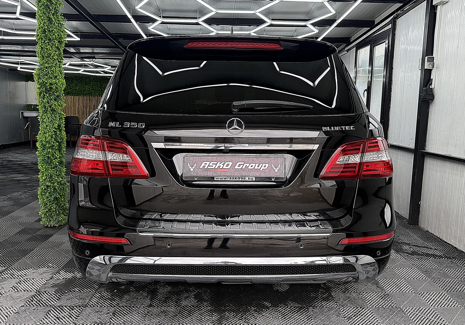 Mercedes-Benz ML 350 AMG-line/PANORAMA/4-Matic/СОБСТВЕН ЛИЗИНГ, снимка 5 - Автомобили и джипове - 53988216