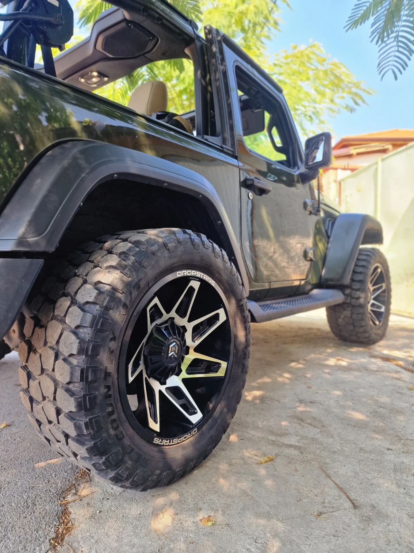 Jeep Wrangler, снимка 3 - Автомобили и джипове - 54400470