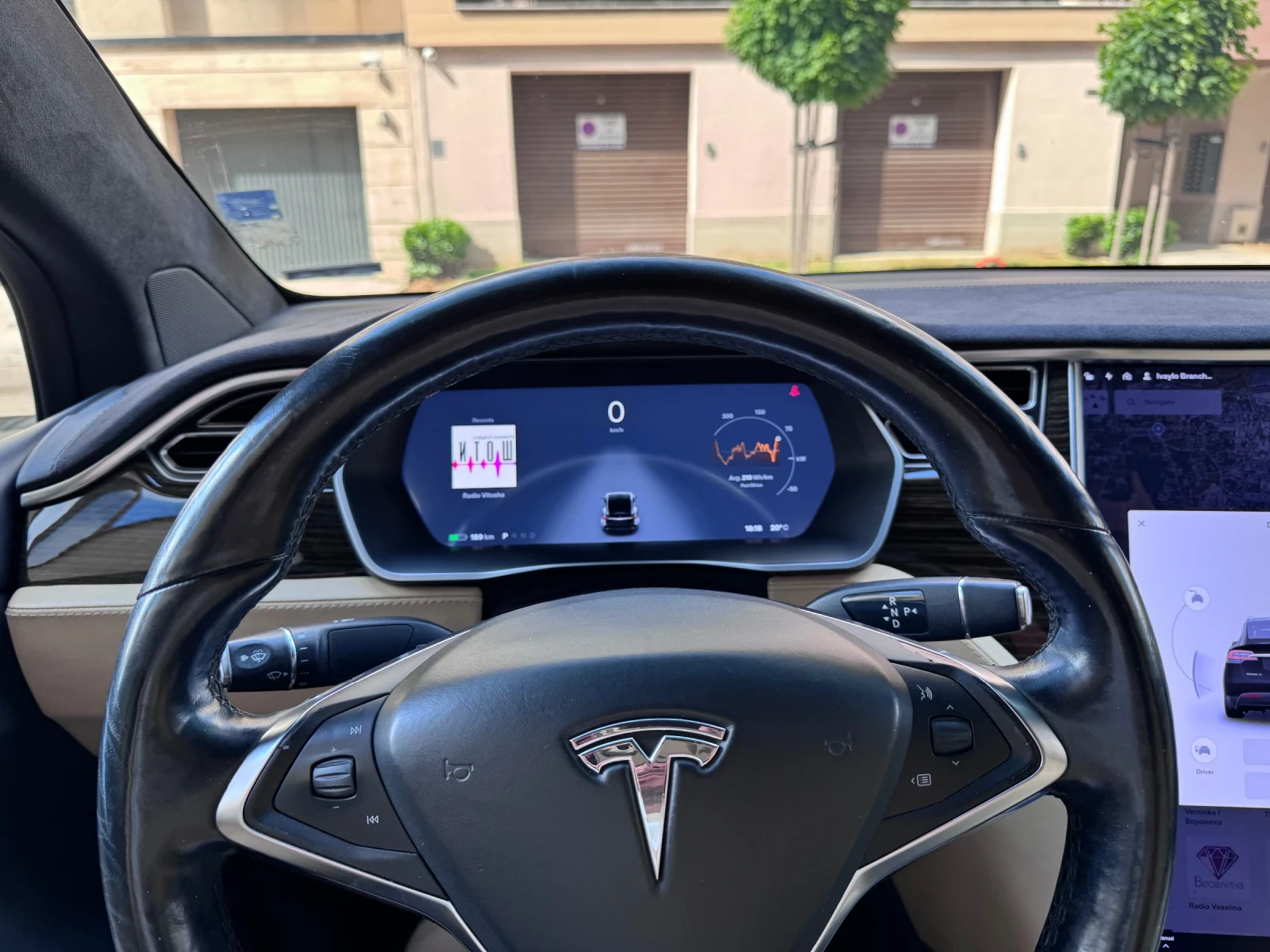 Tesla Model X, снимка 12 - Автомобили и джипове - 54663020