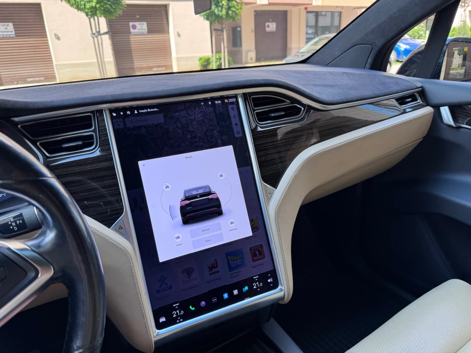 Tesla Model X, снимка 11 - Автомобили и джипове - 54663020