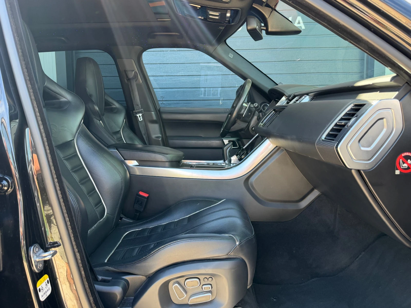 Land Rover Range Rover Sport 5.0 V8 SVR 2015 Panorama , снимка 9 - Автомобили и джипове - 54948415