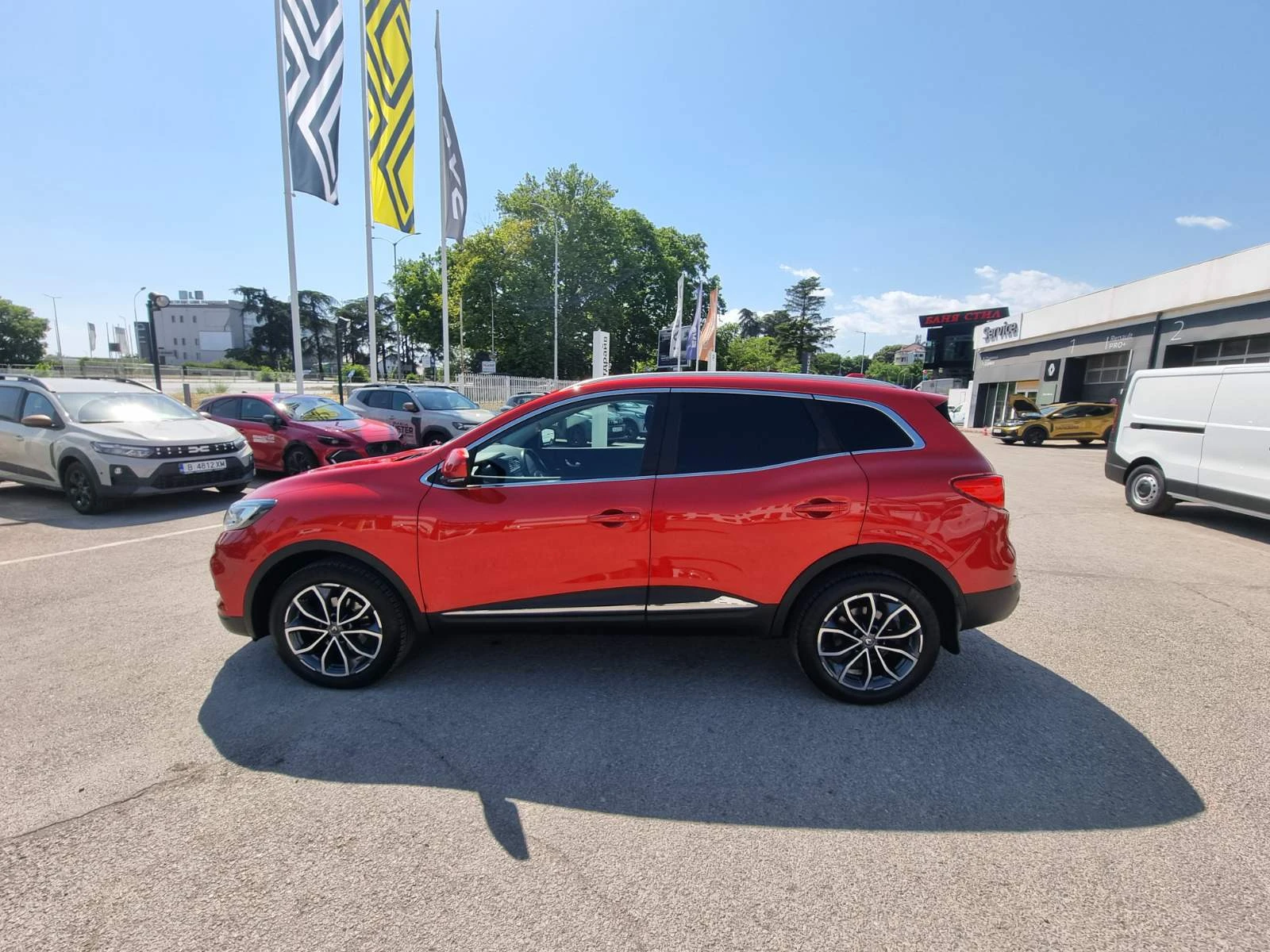Renault Kadjar Blue dCi 150 S&S BVM6 4x4, снимка 8 - Автомобили и джипове - 55101950