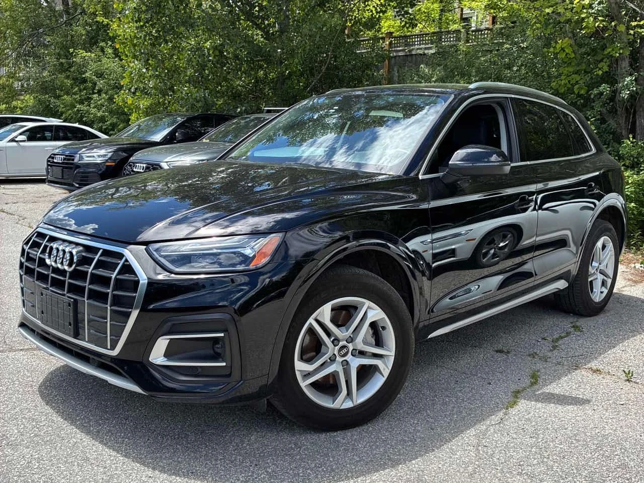 Audi Q5 * Komfort * CARFAX * DISTRONIC * КЛИП НА МОТОРА * , снимка 2 - Автомобили и джипове - 55241120