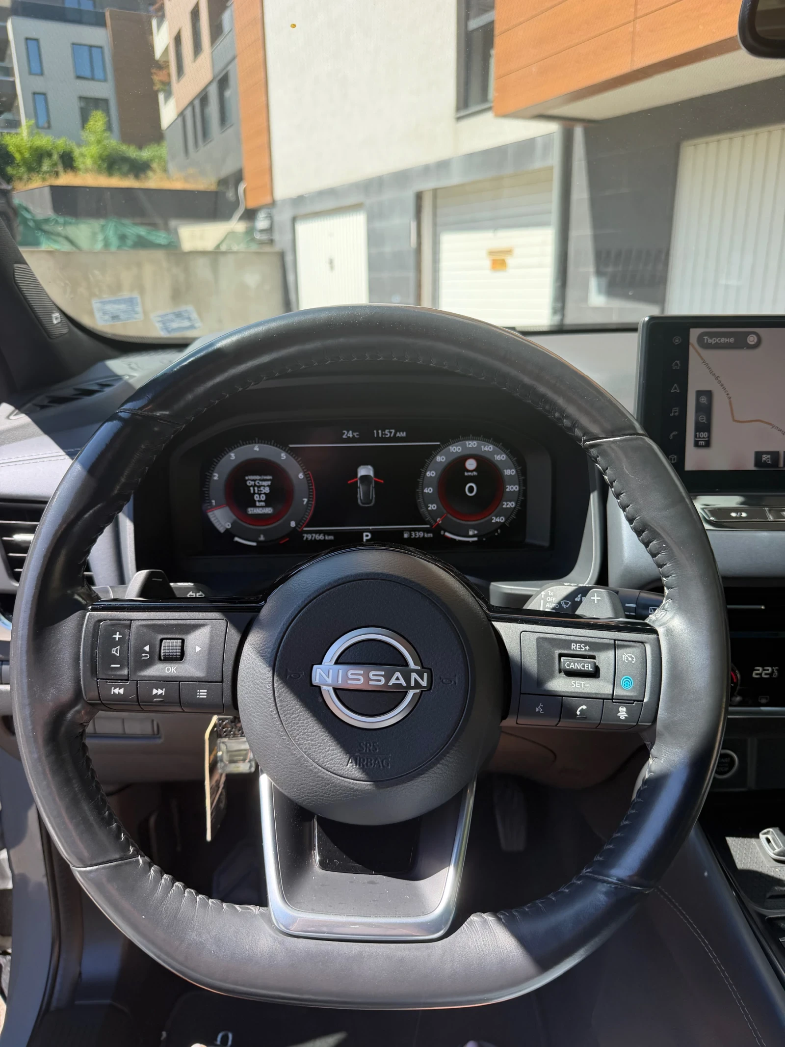 Nissan Qashqai Tecna Plus, снимка 13 - Автомобили и джипове - 55701499