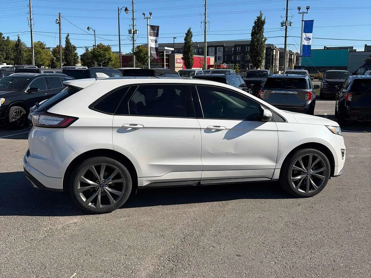 Ford Edge * Sport * CARFAX * ОПЦИЯ ЗА ФИНАНСИРАНЕ * , снимка 3 - Автомобили и джипове - 56220611