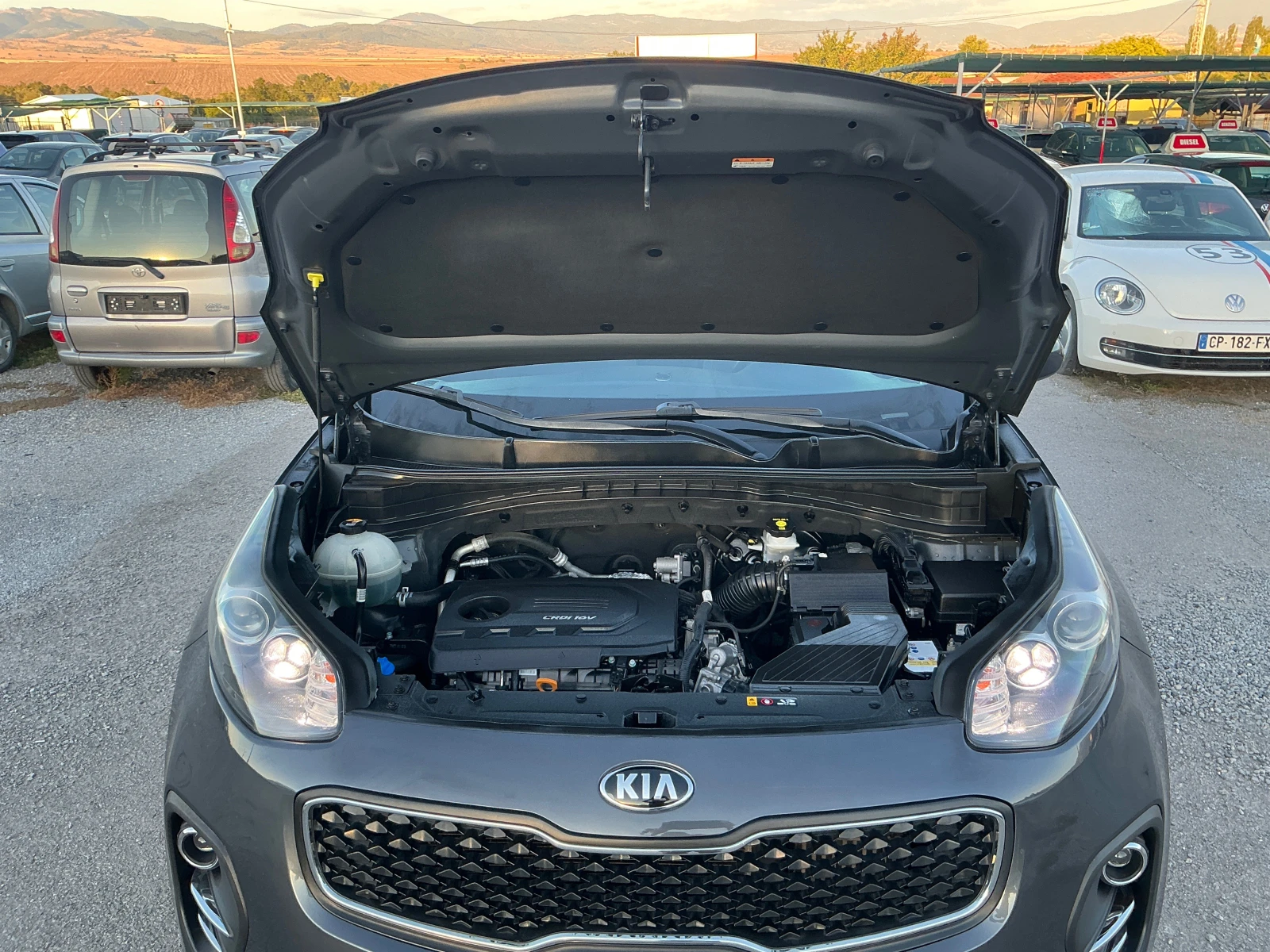 Kia Sportage 1.7 CRDI, снимка 9 - Автомобили и джипове - 56303378