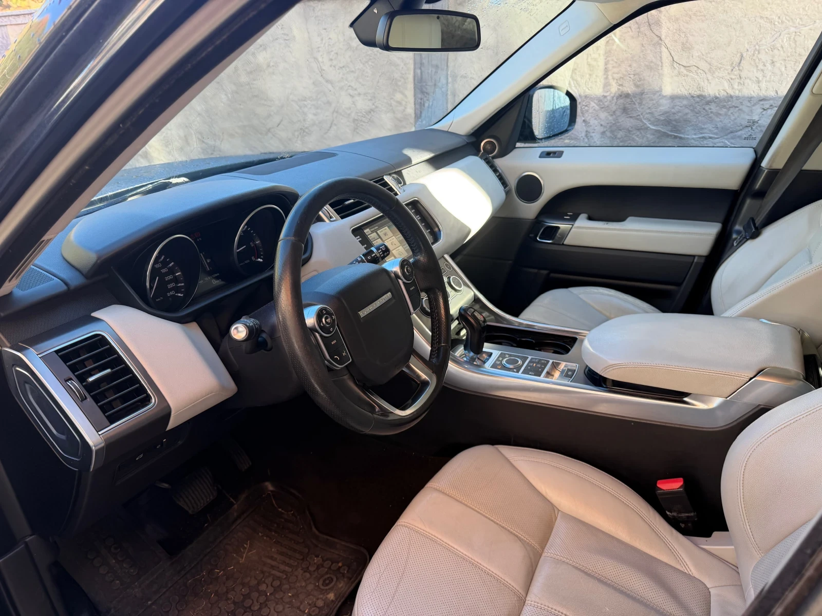 Land Rover Range Rover Sport, снимка 3 - Автомобили и джипове - 56564387