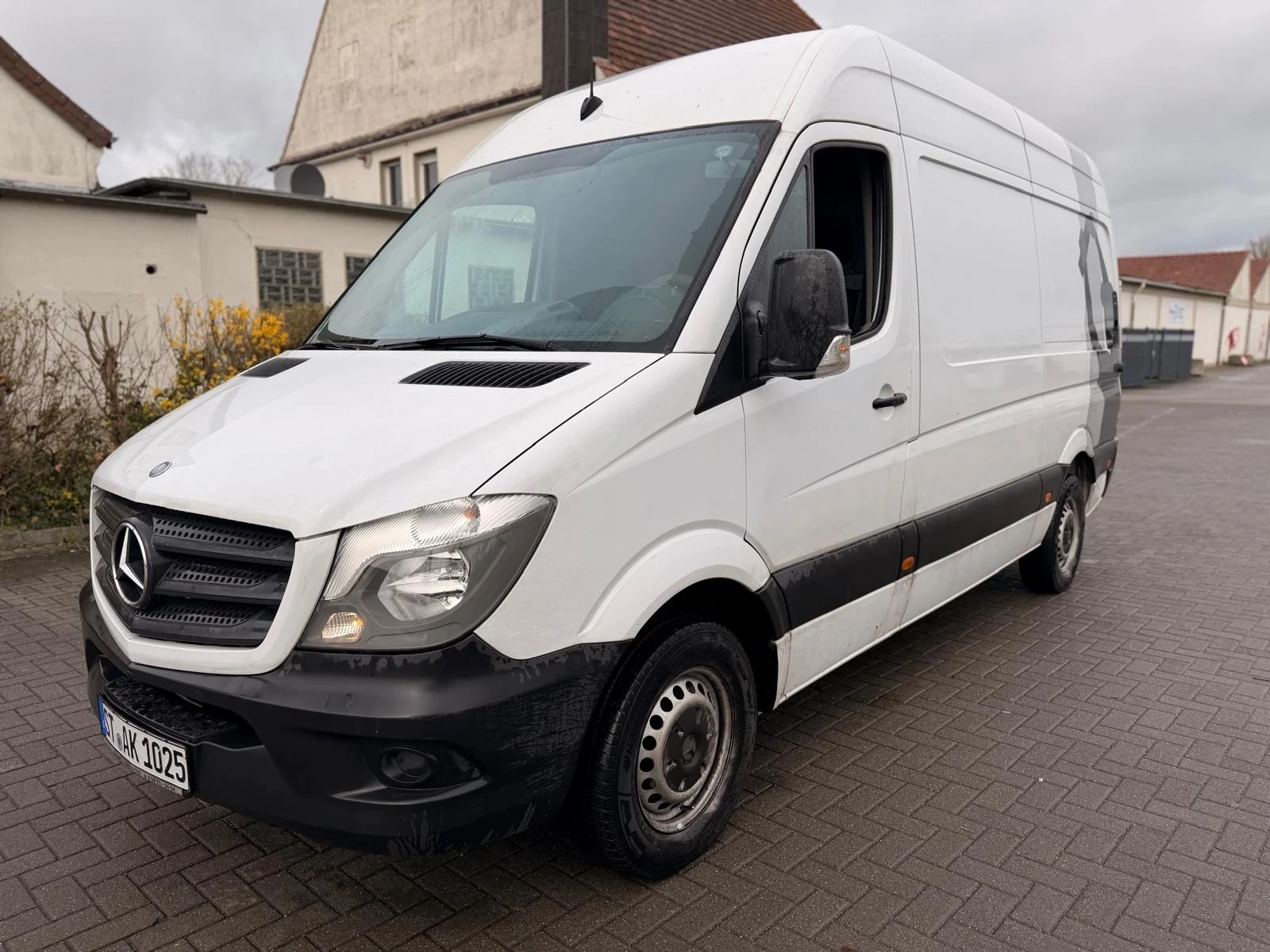 Mercedes-Benz Sprinter 316 316 2.2 Diesel, снимка 2 - Бусове и автобуси - 54308452