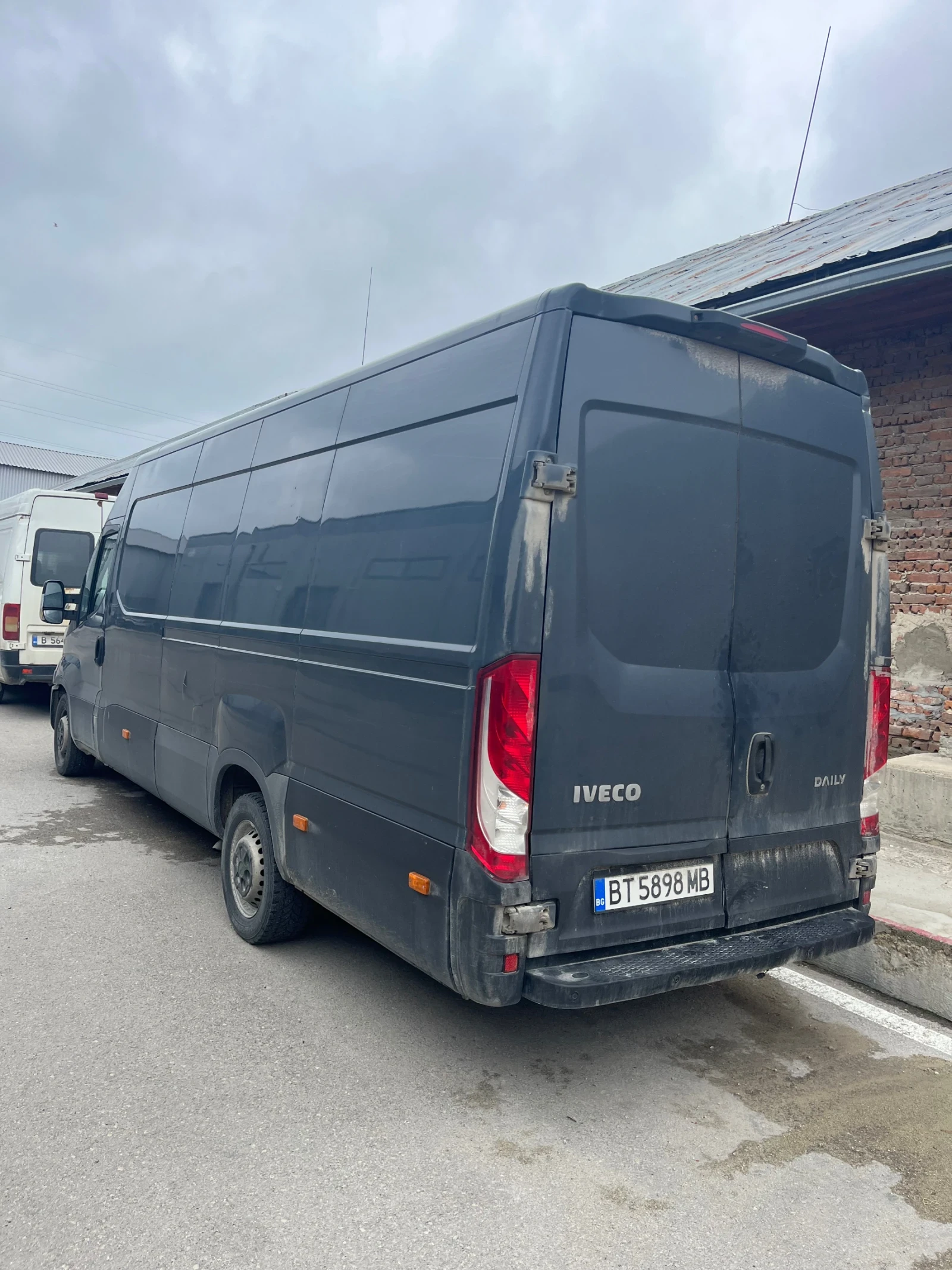 Iveco 35c15, снимка 6 - Бусове и автобуси - 54751179