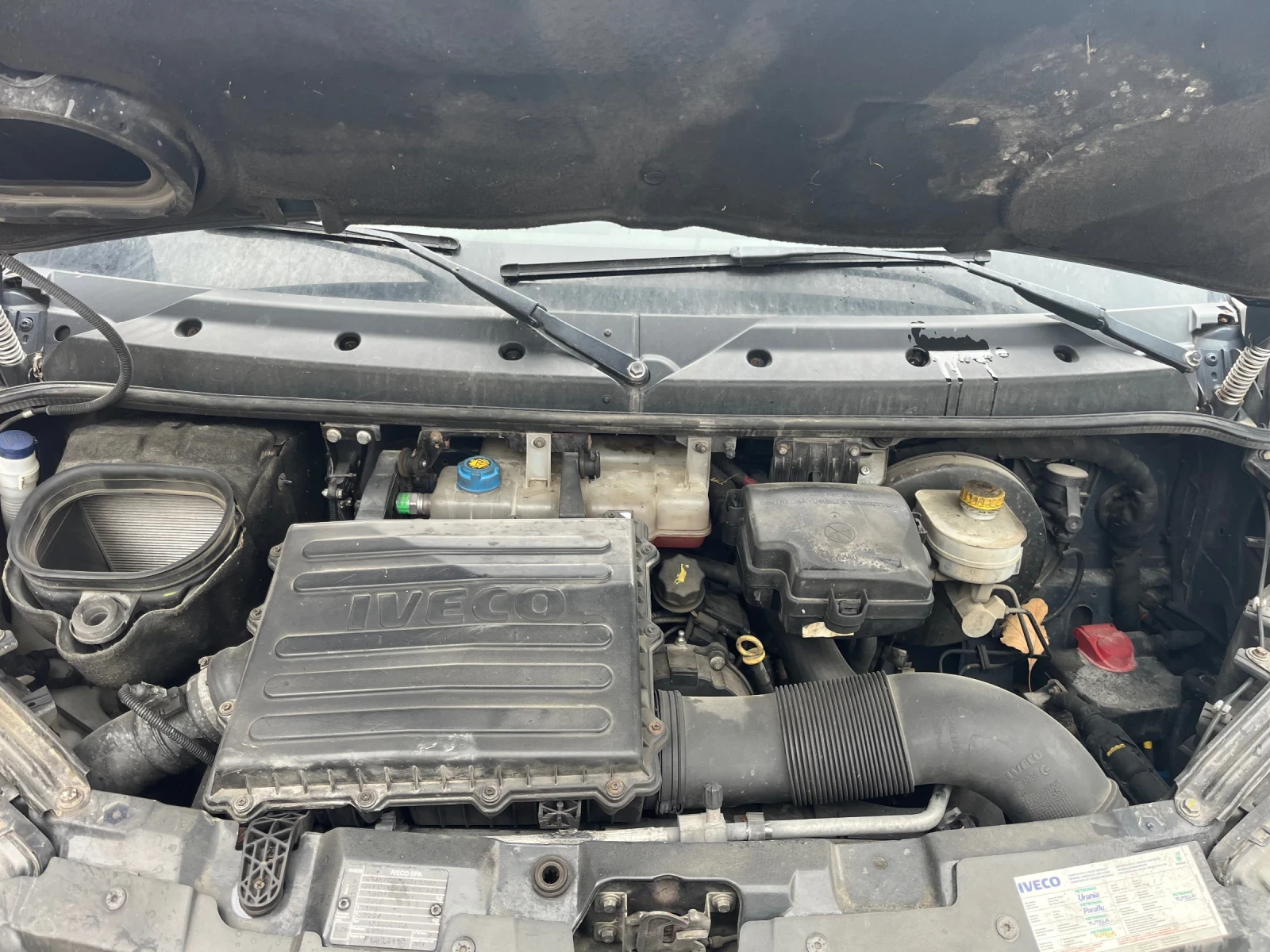 Iveco 35c15, снимка 9 - Бусове и автобуси - 54751179