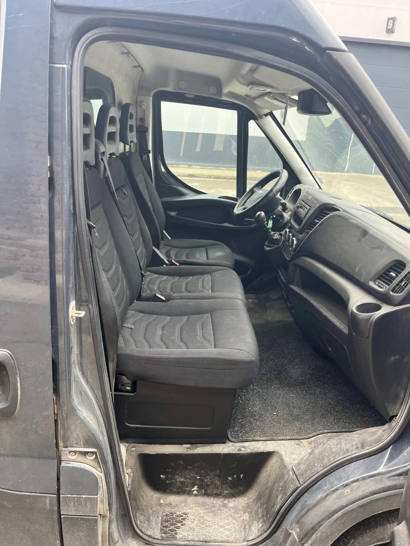 Iveco 35c15, снимка 3 - Бусове и автобуси - 54751179