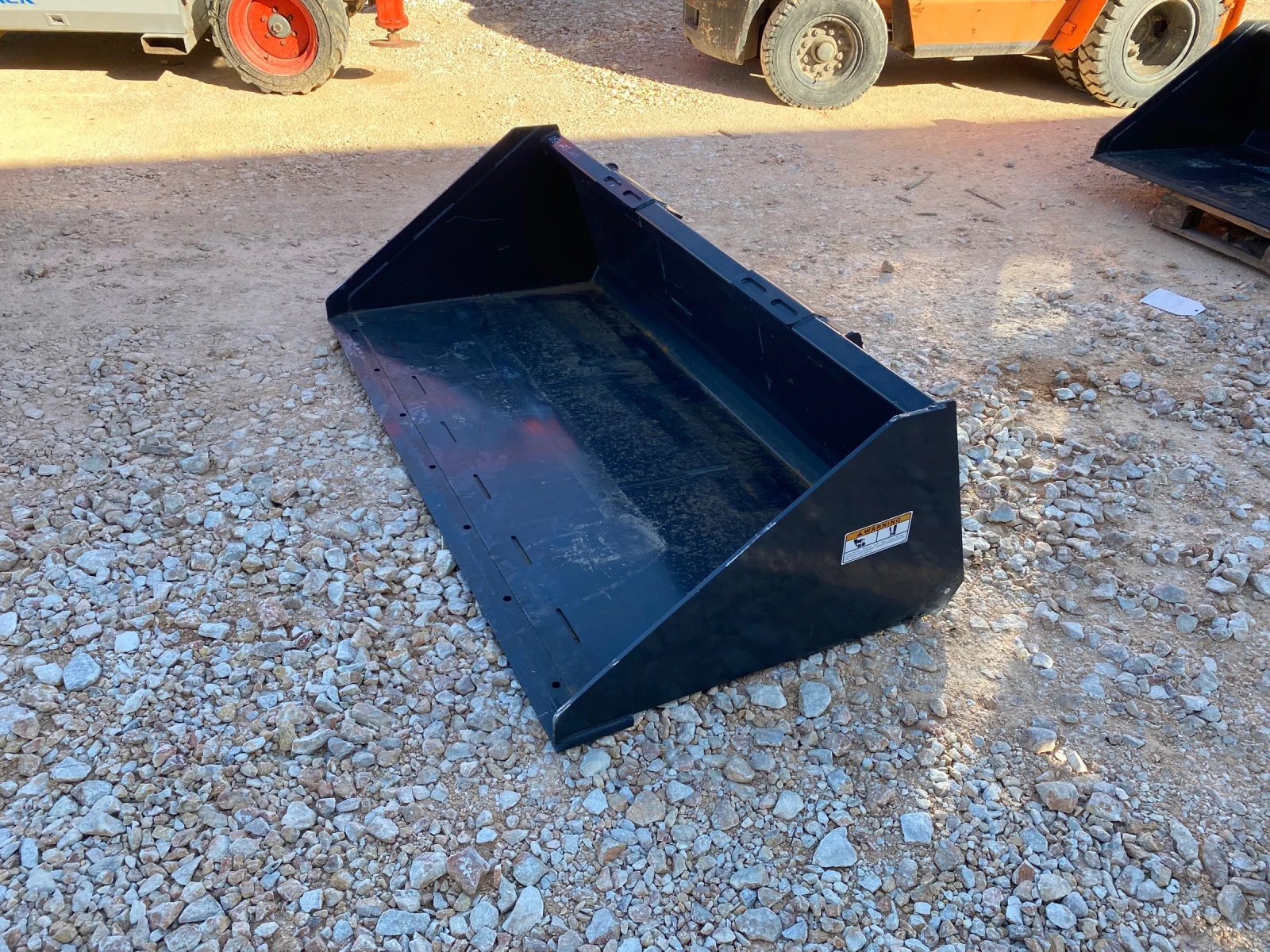 Допълнително оборудване Друг вид Кофа за Бобкат Кофа за мини челен товарач, снимка 1