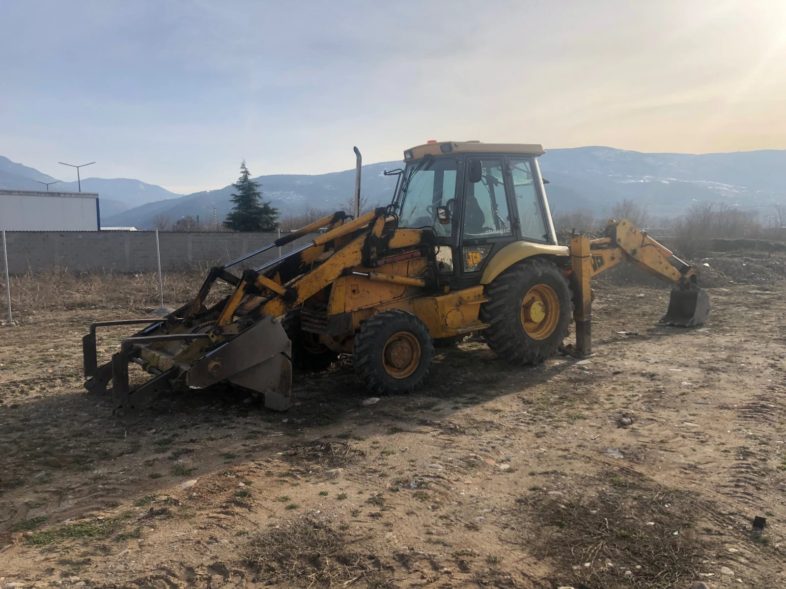 Багер JCB 3cx, снимка 4 - Индустриална техника - 54611583
