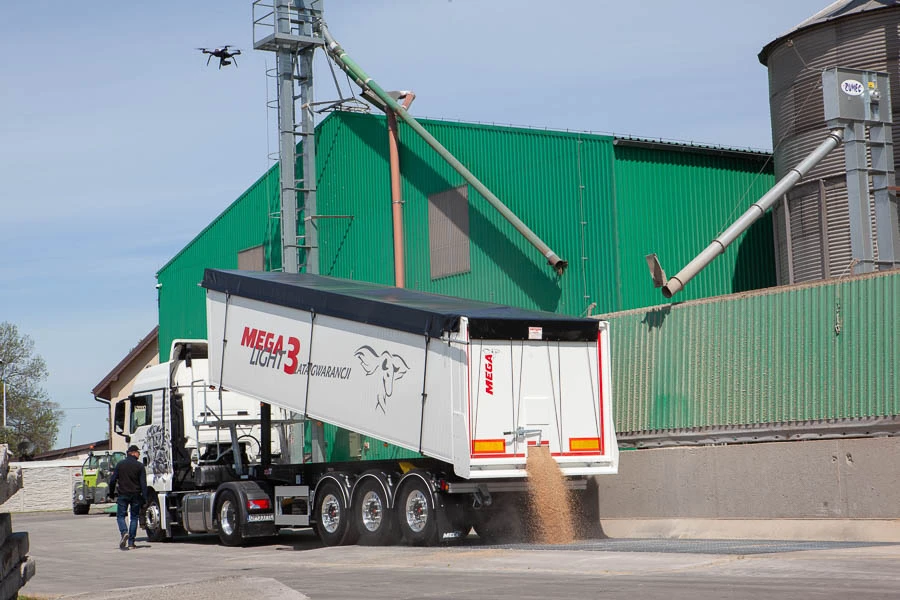  Mega | Mobile.bg   7