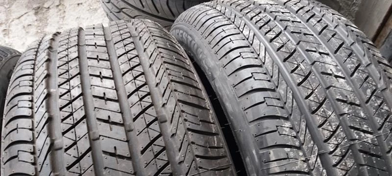 Гуми Всесезонни 235/50R18, снимка 3 - Гуми и джанти - 32571850