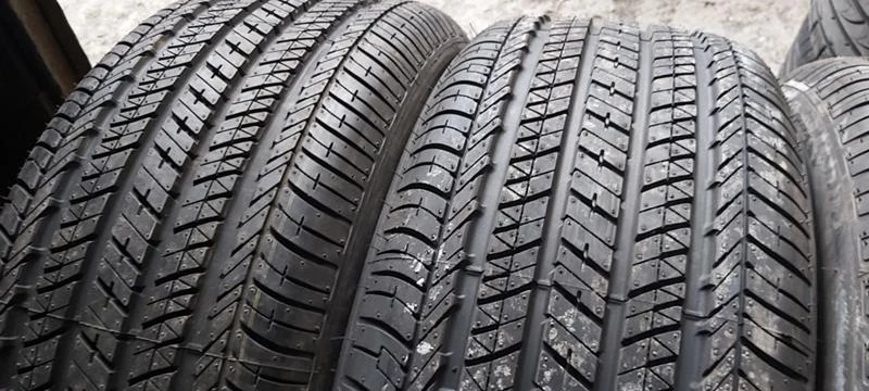 Гуми Всесезонни 235/50R18, снимка 2 - Гуми и джанти - 32571850