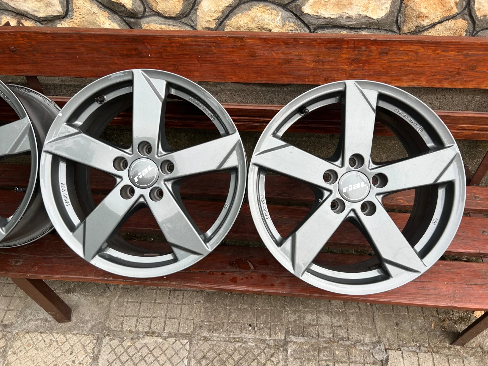 ������ | Mobile.bg � ����������� 3