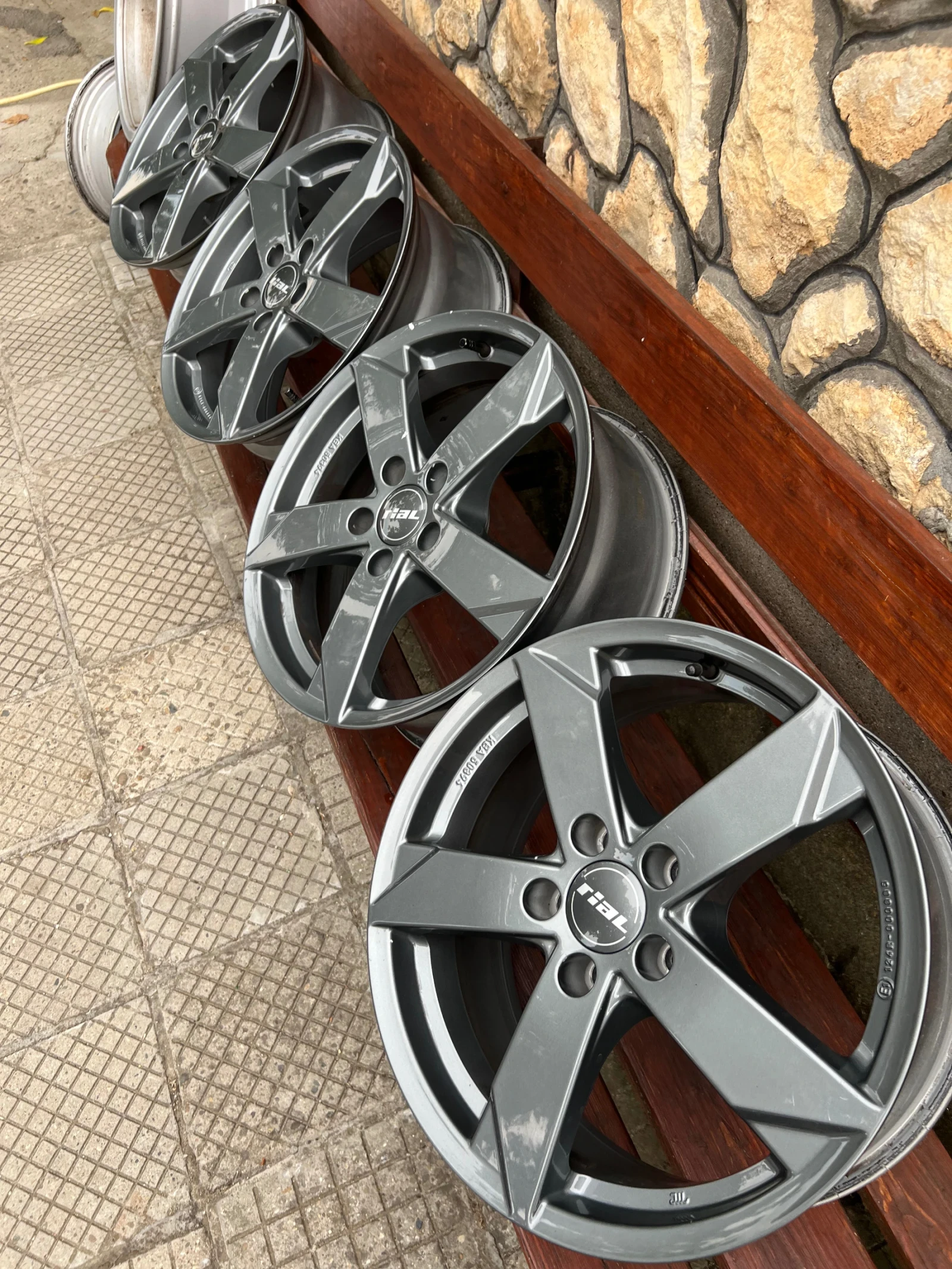 ������ | Mobile.bg � ����������� 6