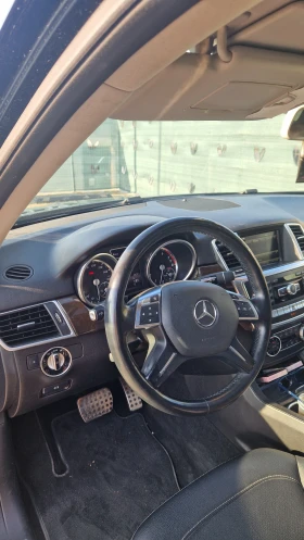 Mercedes-Benz ML 350 AMG line, снимка 11