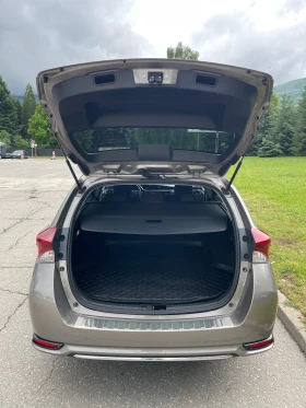 Toyota Auris, снимка 13