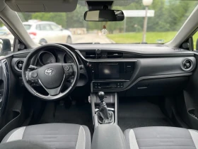 Toyota Auris, снимка 9