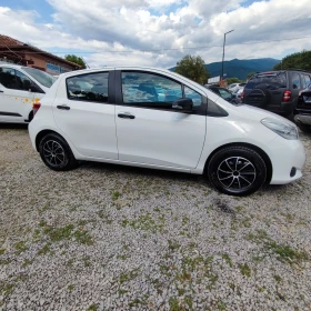 Toyota Yaris 1.0i* КЛИМАТИК* EVRO 5* , снимка 4