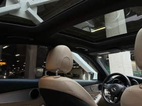 Mercedes-Benz C 300 4matic | AMG | ОБСЛУЖЕНА, снимка 12 - Автомобили и джипове - 44528681