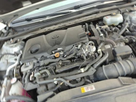 Toyota Camry * HYBRID SE * CARFAX * БЕЗ ПЪРВОНАЧАЛНА ВНОСКА | Auto.bg — изображение 17