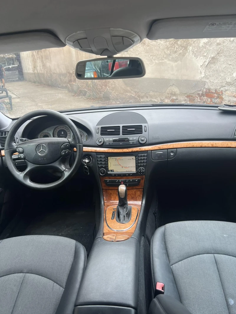 Mercedes-Benz E 320 CDI FACE NAVI AVANGARDE TOP, снимка 9 - Автомобили и джипове - 46190614