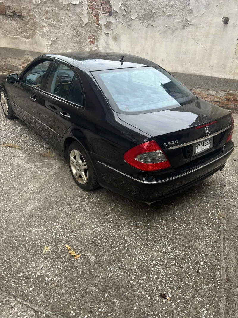 Mercedes-Benz E 320 CDI FACE NAVI AVANGARDE TOP, снимка 7 - Автомобили и джипове - 46190614