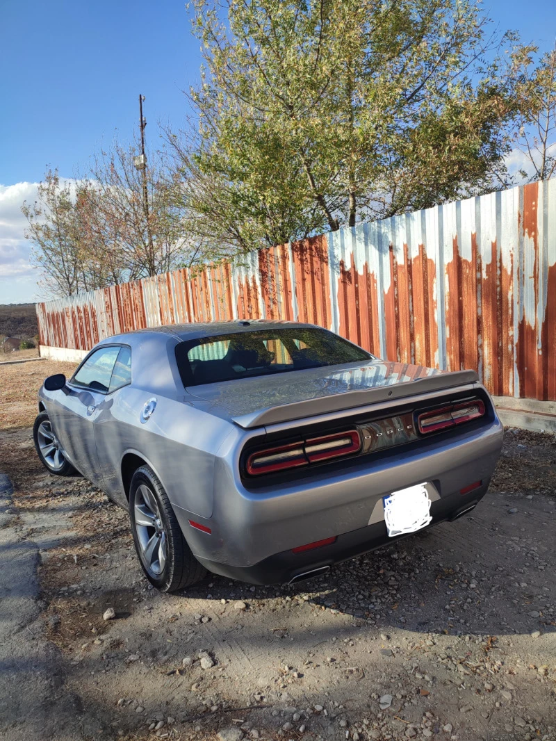 Dodge Challenger SXT Plus , снимка 5 - Автомобили и джипове - 47896285