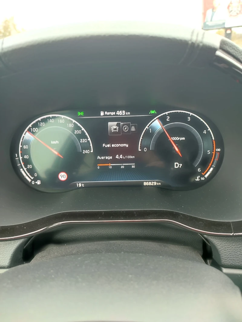 Kia Pro ceed ProCeed Mild hybrid , снимка 12 - Автомобили и джипове - 49024460