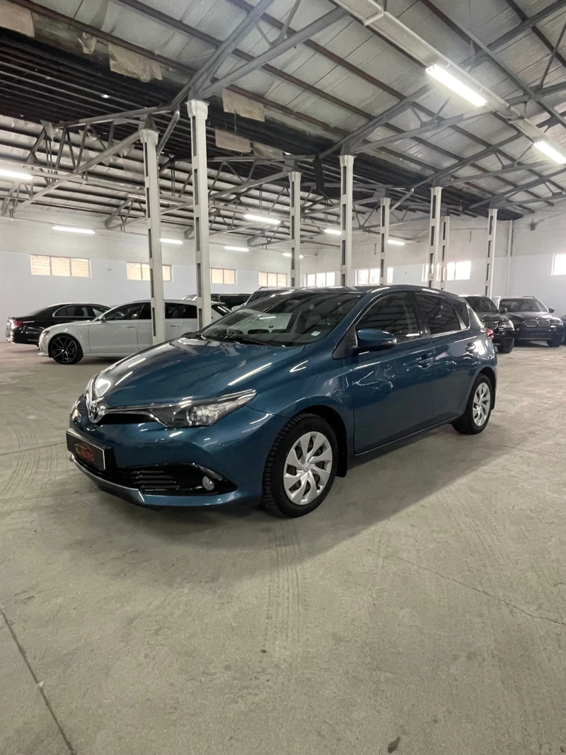 Toyota Auris 1.6i/Камера/подгрев/6ск/НОВА/49000км/ ТОП!!!, снимка 2 - Автомобили и джипове - 49508028