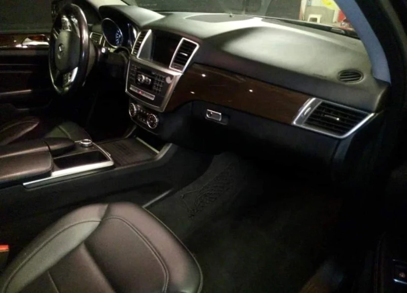 Mercedes-Benz ML 350 AMG line, снимка 14 - Автомобили и джипове - 52455503