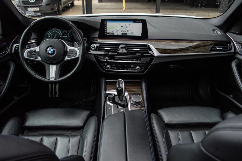 BMW 530E Plug-in Hybrid , снимка 7 - Автомобили и джипове - 52480290