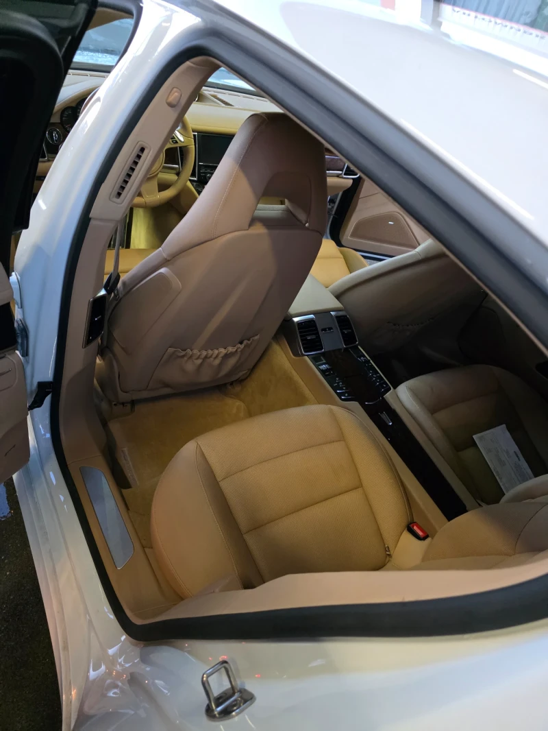 Porsche Panamera, снимка 13 - Автомобили и джипове - 52536866