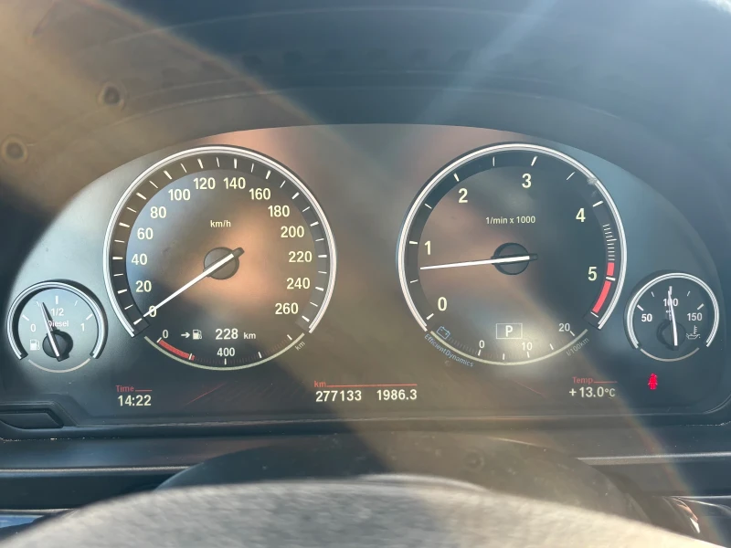 BMW 530 M Packet Xdrive, снимка 11 - Автомобили и джипове - 52512311