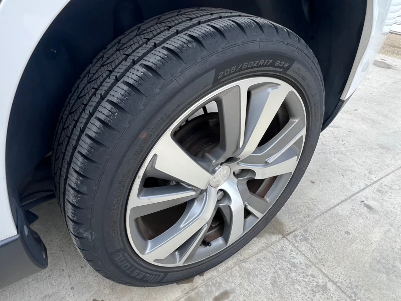 Peugeot 2008 1.2 Special Edition 88000km, снимка 17 - Автомобили и джипове - 52654117