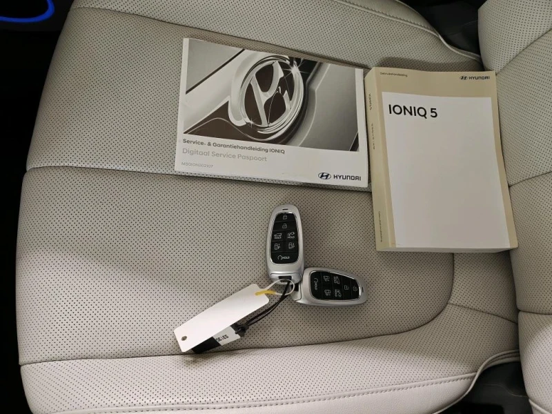 Hyundai Ioniq 5 * UNIQ* 72.6KW* ПАНОРАМА* , снимка 10 - Автомобили и джипове - 53288396