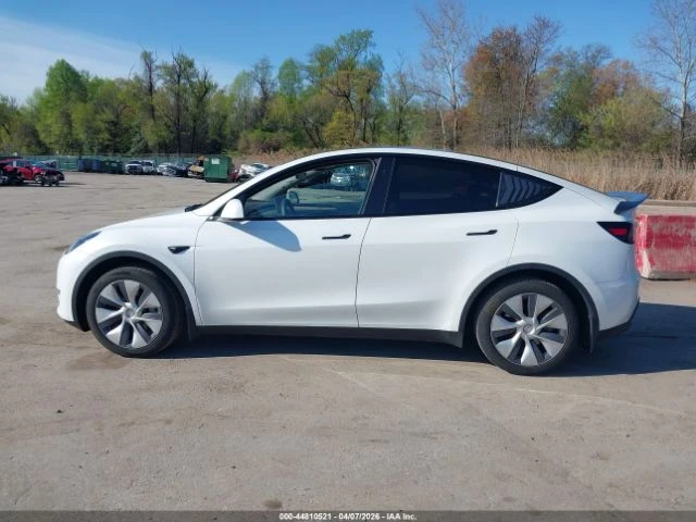 Tesla Model Y Long Range Dual Motor All-Wheel Drive, снимка 4 - Автомобили и джипове - 54441319