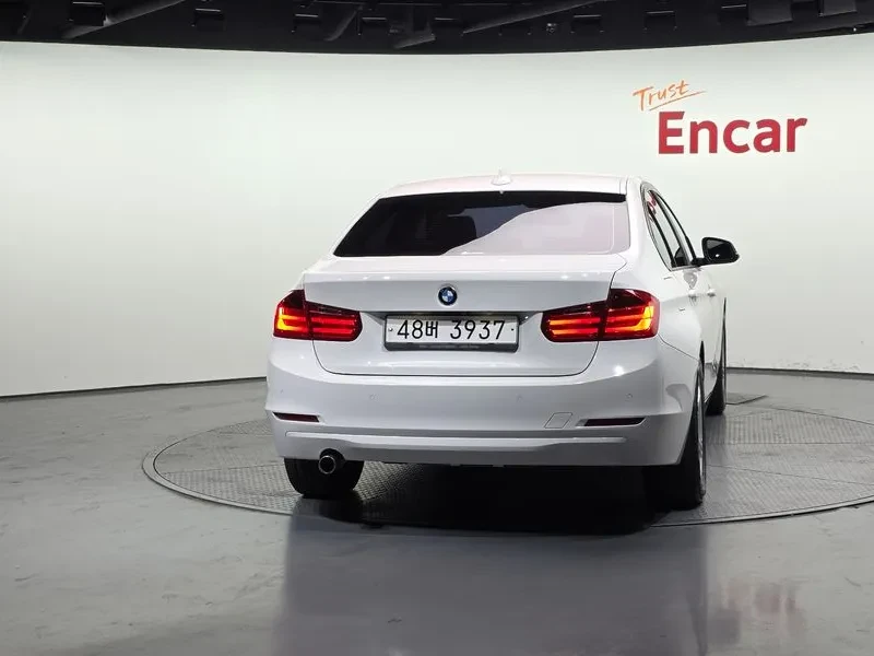 BMW 320 d, снимка 4 - Автомобили и джипове - 55142546