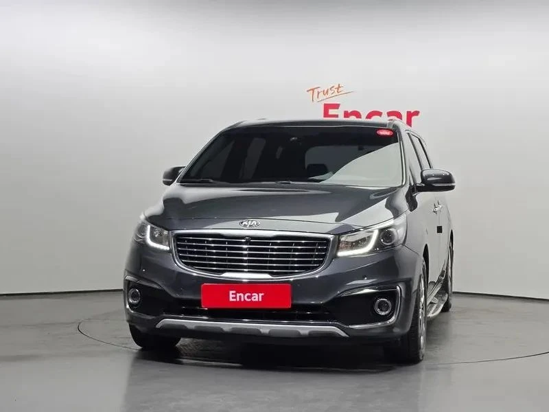 Kia Carnival, снимка 3 - Автомобили и джипове - 56707027