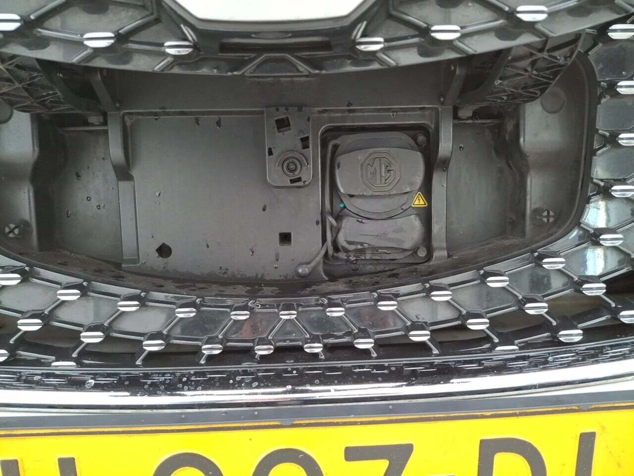 Mg ZS EV Luxury - изображение 5