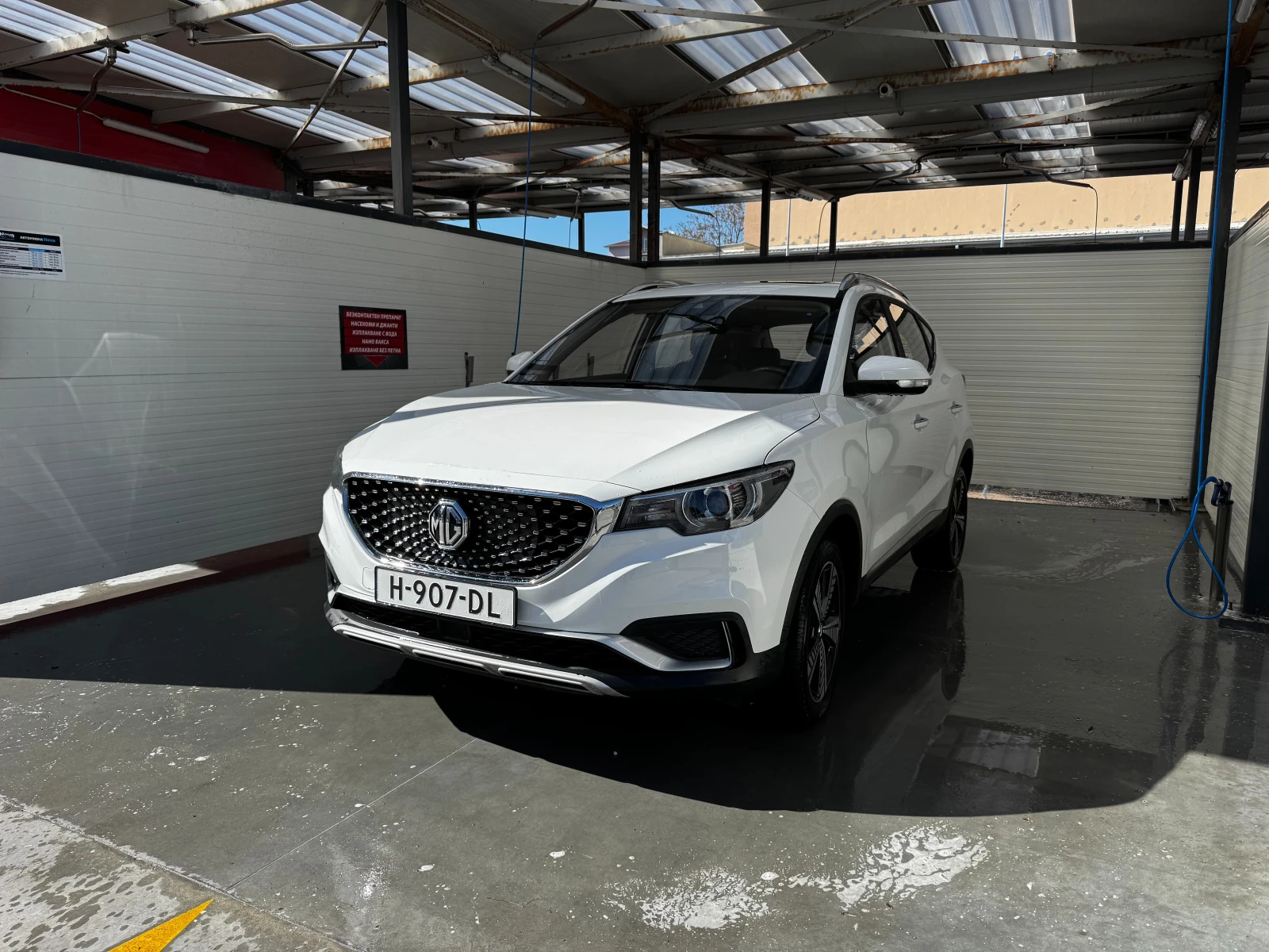 Mg ZS EV Luxury - изображение 10