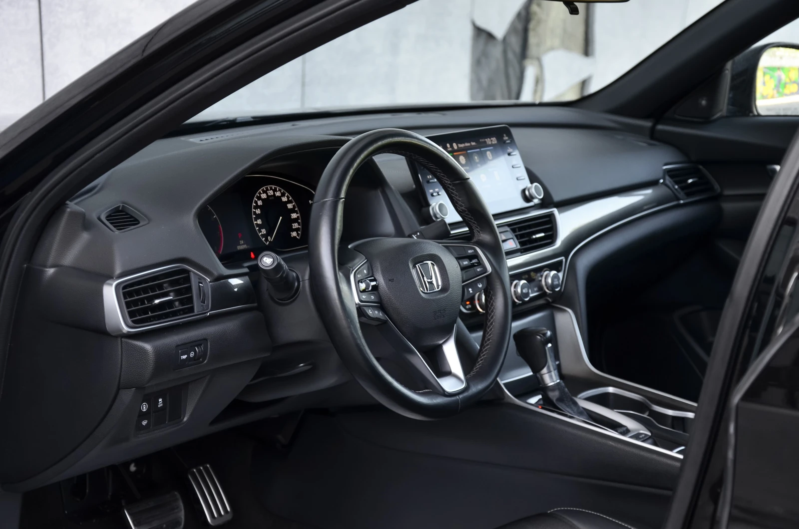 Honda Accord Sport 1.5T CVT 58000хил км - изображение 7